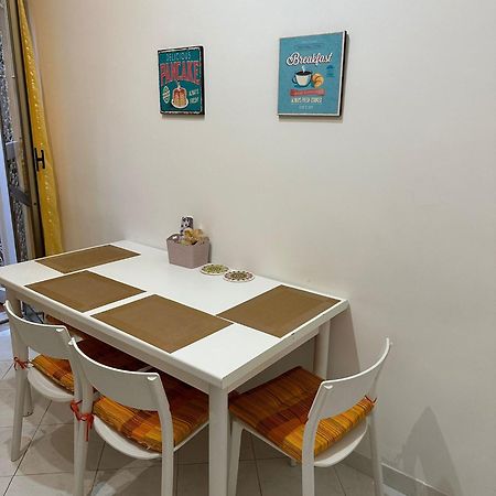 Valentina House Apartment Naples Luaran gambar
